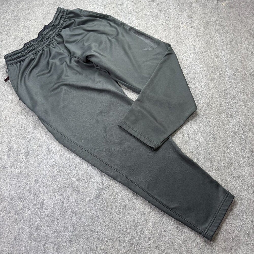 Nike Jogger Men XL Gray Big Swoosh Tapered 30" Stretch DRI-FIT Training AQ2715